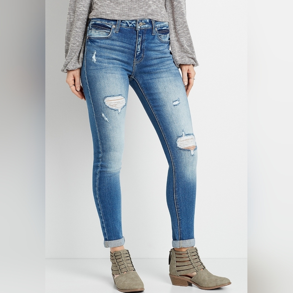 EUC Kancan high rise curvy rolled hem skinny jeans sz 32